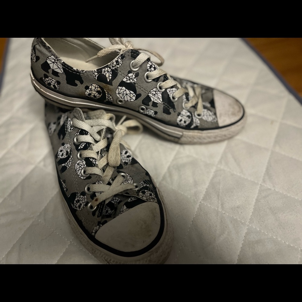 Panda converse
